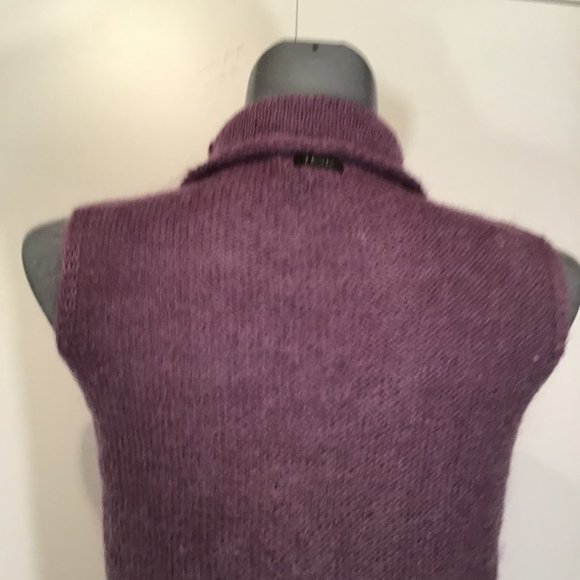 TDK Sleeveless Turtleneck Knit Top Size M - Picture 5 of 13